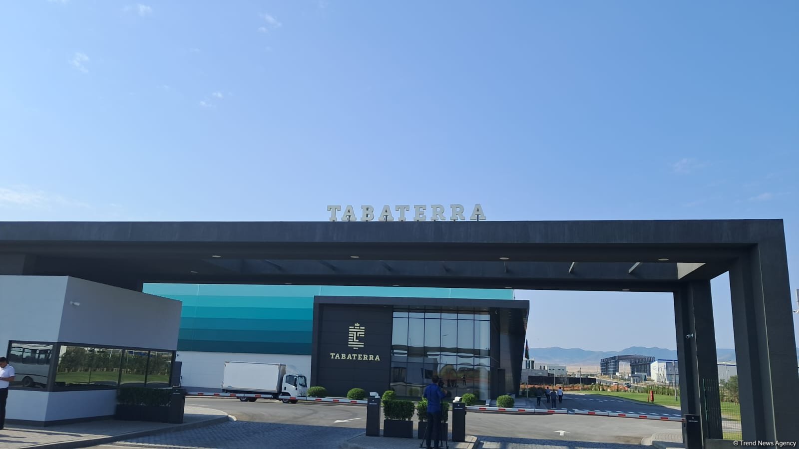 Ağdamdakı tütün məmulatları istehsalı müəssisəsinin investisiya dəyəri açıqlandı (FOTO)