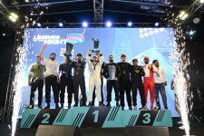 "Gecənin əfsanələri" Bakıda coşqu yaratdı: "Legend Cars", kartinq finalı və drift-şou bir arada (FOTO)
