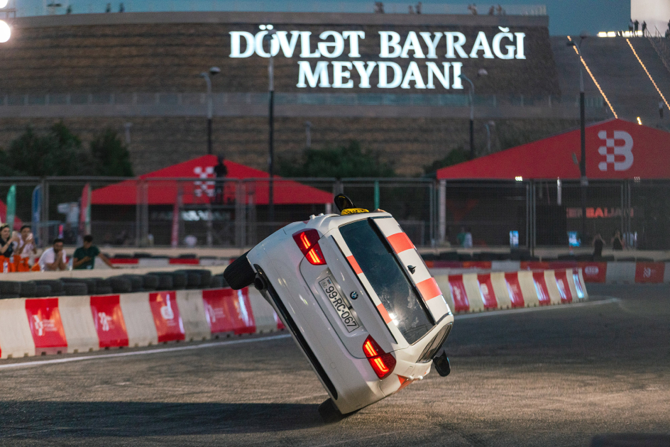 "Gecənin əfsanələri" Bakıda coşqu yaratdı: "Legend Cars", kartinq finalı və drift-şou bir arada (FOTO)