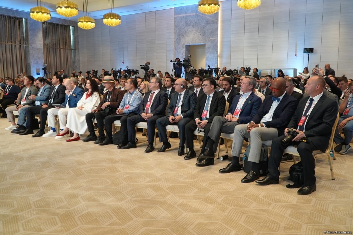 3-cü Şuşa Qlobal Media Forumu işinə davam edir (FOTO)