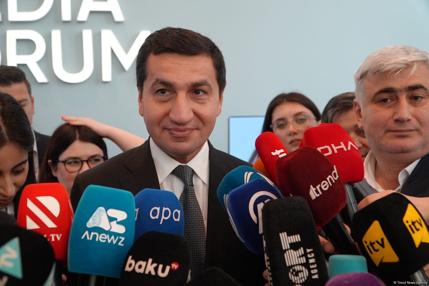 Hikmət Hacıyev Azərbaycan heyətinin Moskvada MDB formatında tədbirdə iştirak etməməsinin səbəblərini açıqlayıb