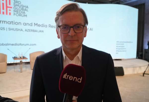 "Euronews" baş direktoru Azərbaycanda süni intellektin inkişaf səviyyəsini yüksək qiymətləndirib