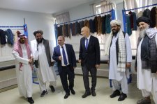 Azərbaycanın dəstəyi ilə Əfqanıstanda qadınlar üçün xalçaçılıq üzrə tədris mərkəzinin açılıb (FOTO)