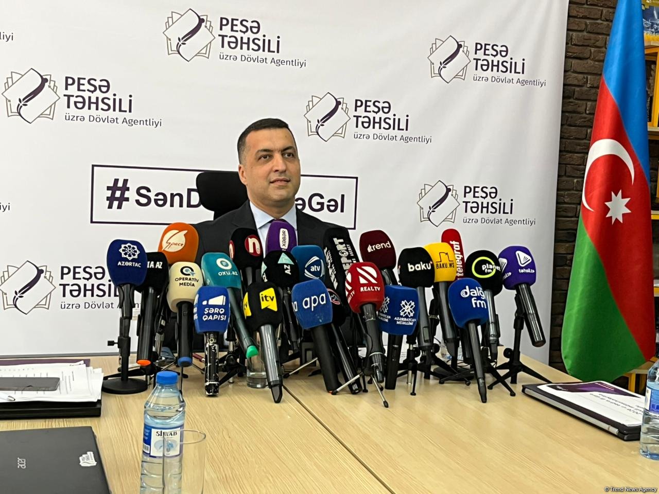 Qadınların peşə təhsilində iştirakı artıb - Ceyhun Kərəmov