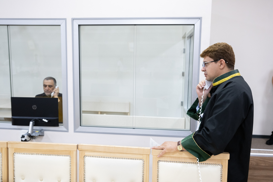 Ruben Vardanyanın məhkəməsində zərərçəkmiş şəxslər və zərərçəkmişlərin hüquqi varisləri ifadə veriblər (FOTO)