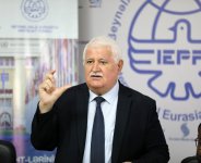 BAMF tərəfindən yerli QHT-lər üçün keçirilən silsilə təlimlər başa çatıb (FOTO)