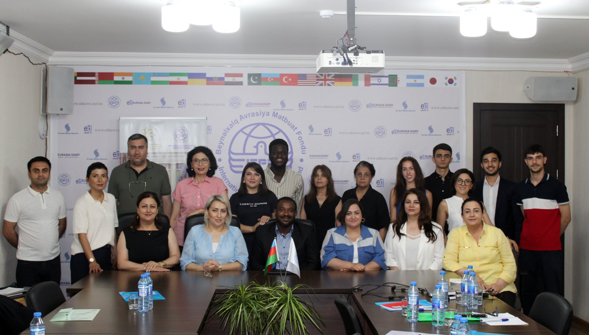 BAMF tərəfindən yerli QHT-lər üçün keçirilən silsilə təlimlər başa çatıb (FOTO)