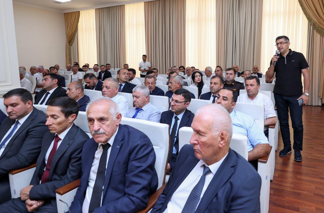 KOBİA Qusarda sahibkarlarla görüşüb (FOTO)