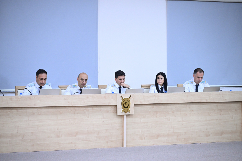 Ermənistan silahlı qüvvələrinin təxribatları nəticəsində yaralanmış, evləri dağıdılmış, əsir və girovluqda olmuş 60-dan çox zərərçəkmiş şəxs məhkəmədə ifadə verib (FOTO)