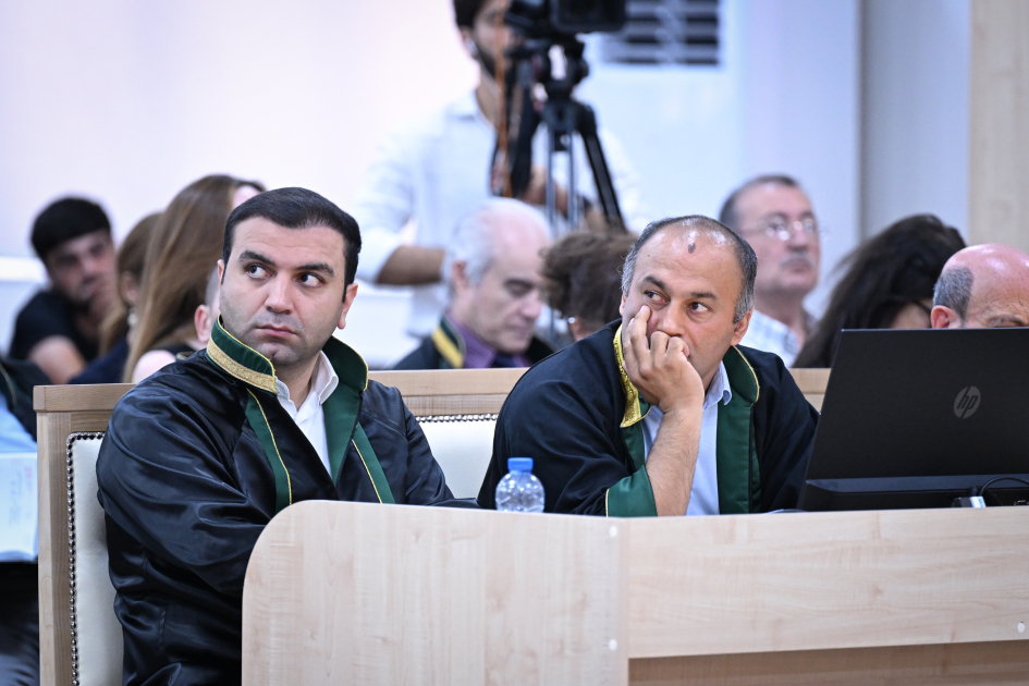 Ermənistan silahlı qüvvələrinin təxribatları nəticəsində yaralanmış, evləri dağıdılmış, əsir və girovluqda olmuş 60-dan çox zərərçəkmiş şəxs məhkəmədə ifadə verib (FOTO)