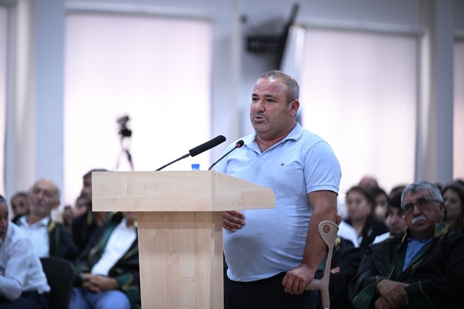 Ermənistan silahlı qüvvələrinin təxribatları nəticəsində yaralanmış, evləri dağıdılmış, əsir və girovluqda olmuş 60-dan çox zərərçəkmiş şəxs məhkəmədə ifadə verib (FOTO)
