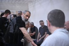 Ermənistan silahlı qüvvələrinin təxribatları nəticəsində yaralanmış, evləri dağıdılmış, əsir və girovluqda olmuş 60-dan çox zərərçəkmiş şəxs məhkəmədə ifadə verib (FOTO)