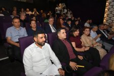 "Bir səfərin izi ilə - Fransa" sənədli filminin təqdimatı olub (FOTO)
