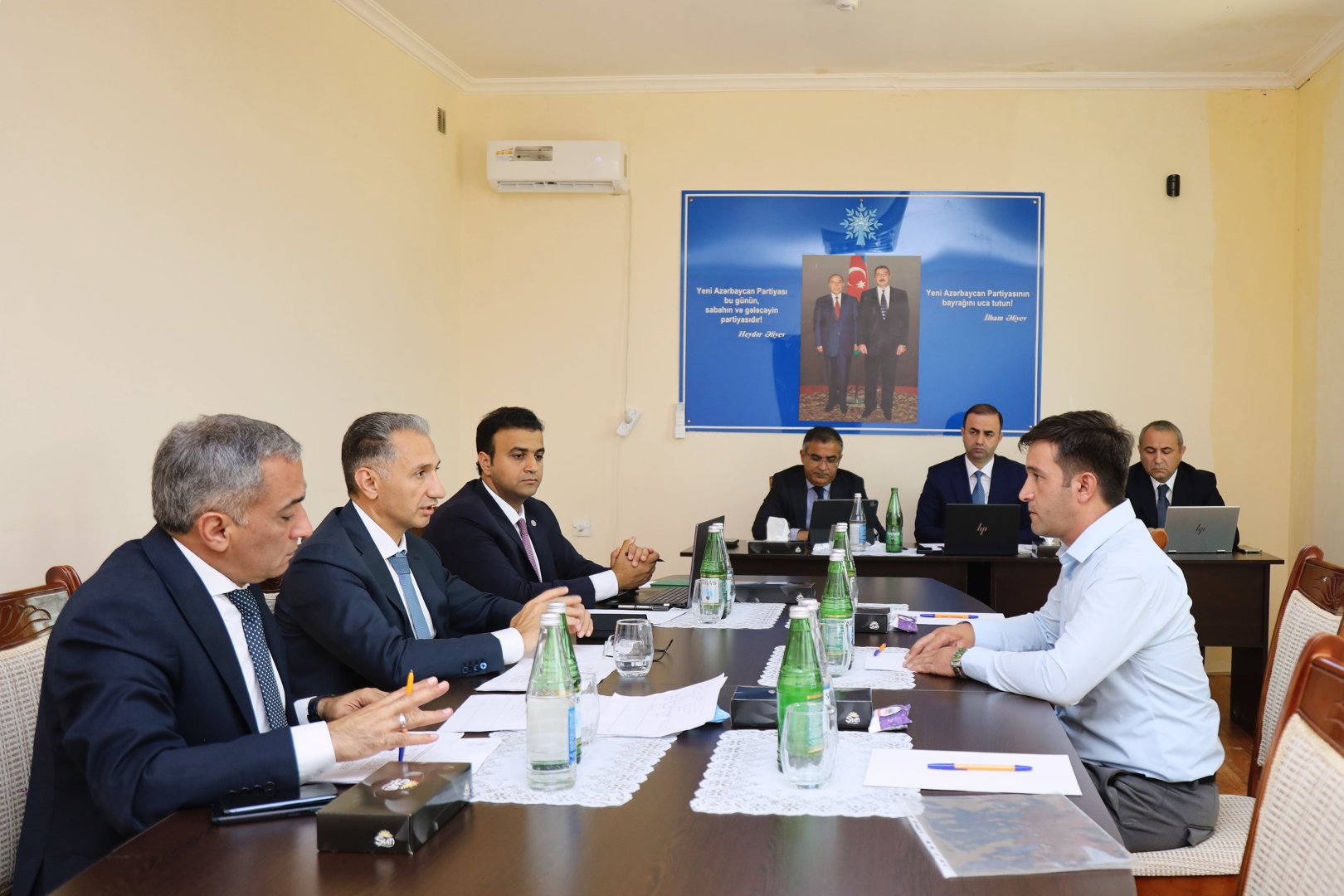 Nazir Rəşad Nəbiyev Füzulidə vətəndaşları qəbul edib (FOTO)