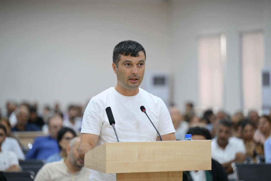 Ermənistan silahlı qüvvələrinin hücumları nəticəsində yaralanmış, mülklərini itirmiş, əsirlikdə və girovluqda olmuş zərərçəkmiş şəxslər məhkəmədə ifadə veriblər (FOTO)