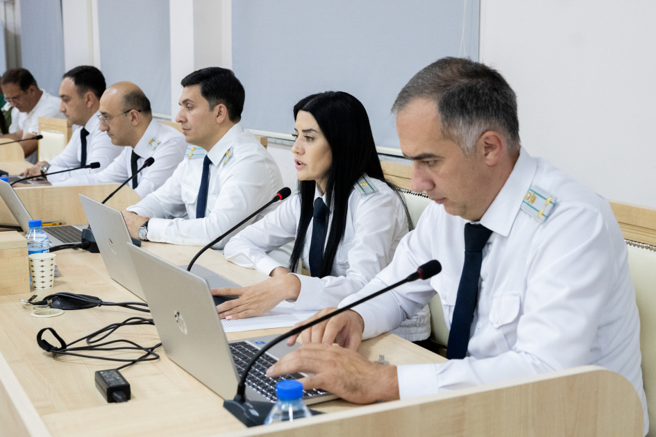 Ermənistan silahlı qüvvələrinin hücumları nəticəsində yaralanmış, mülklərini itirmiş, əsirlikdə və girovluqda olmuş zərərçəkmiş şəxslər məhkəmədə ifadə veriblər (FOTO)