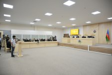 Ermənistan silahlı qüvvələrinin hücumları nəticəsində yaralanmış, mülklərini itirmiş, əsirlikdə və girovluqda olmuş zərərçəkmiş şəxslər məhkəmədə ifadə veriblər (FOTO)