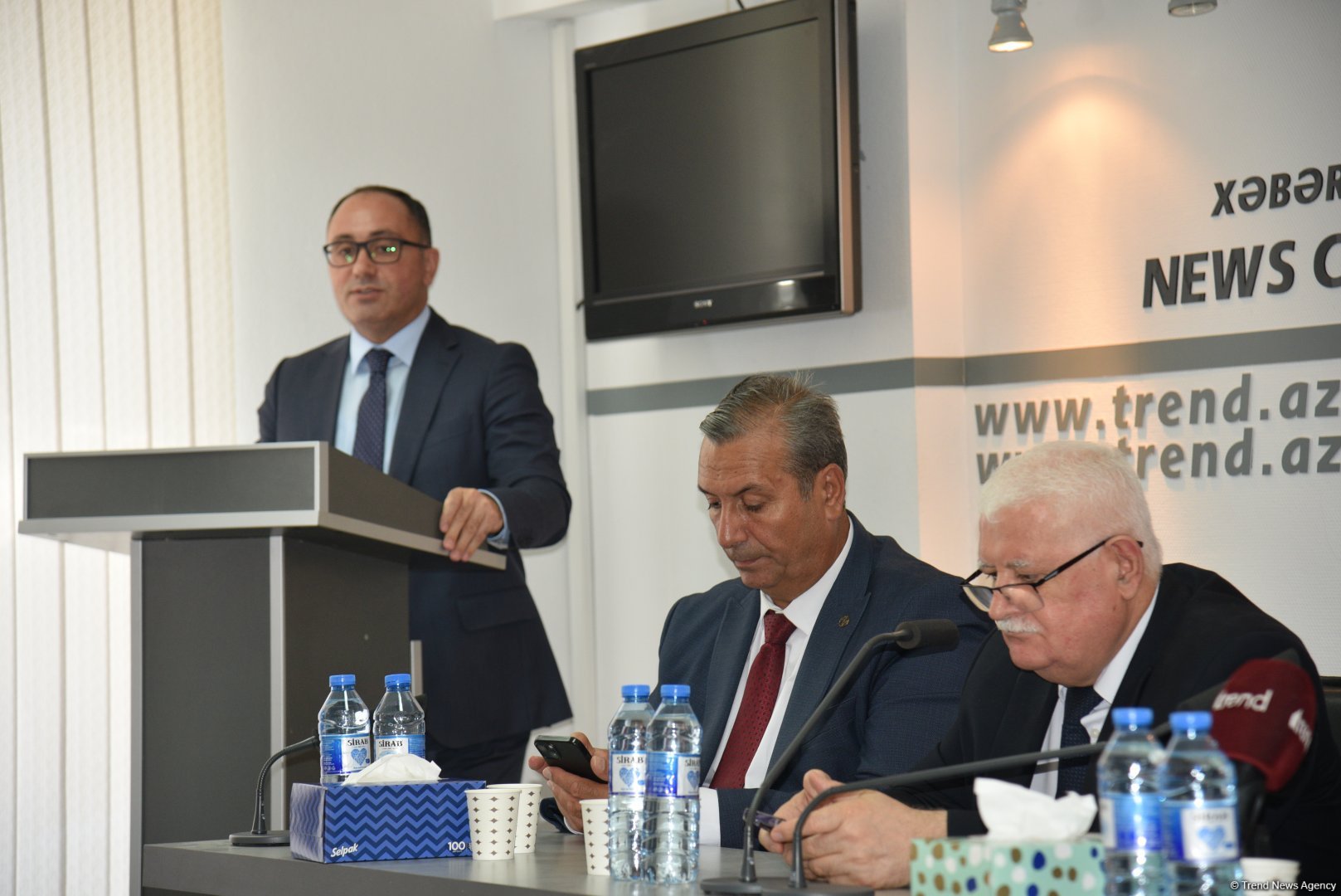 “Baku Network” analitik mərkəzinin “Hibrid və ideoloji təhdidlərin təhlili” layihəsi çərçivəsində növbəti tədbir keçirilib (FOTO/VİDEO)
