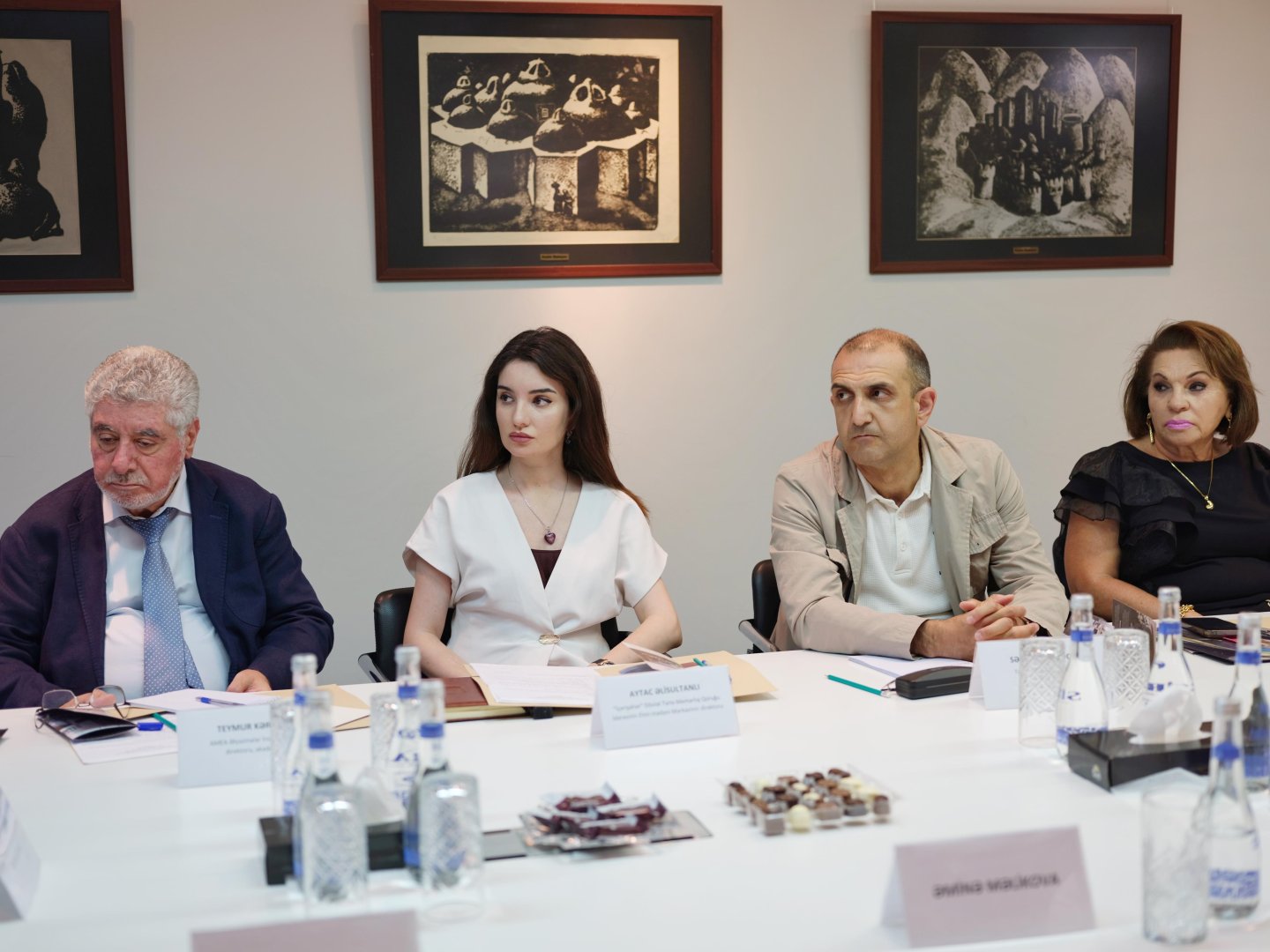 “İçərişəhər” Muzey Mərkəzinin Elmi Şurasının ilk iclası keçirilib (FOTO)