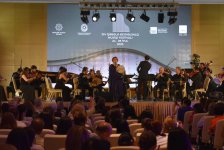 Xanəndə Nəzakət Teymurova Qəbələ festivalında musiqisevərlərə xoş anlar bəxş edib (FOTO/VİDEO)