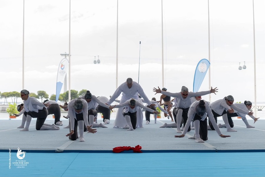 Azərbaycan gimnastları Portuqaliyada keçirilən yarışda uğurla çıxış ediblər (FOTO)
