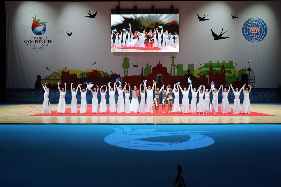 Azərbaycan gimnastları Portuqaliyada keçirilən yarışda uğurla çıxış ediblər (FOTO)