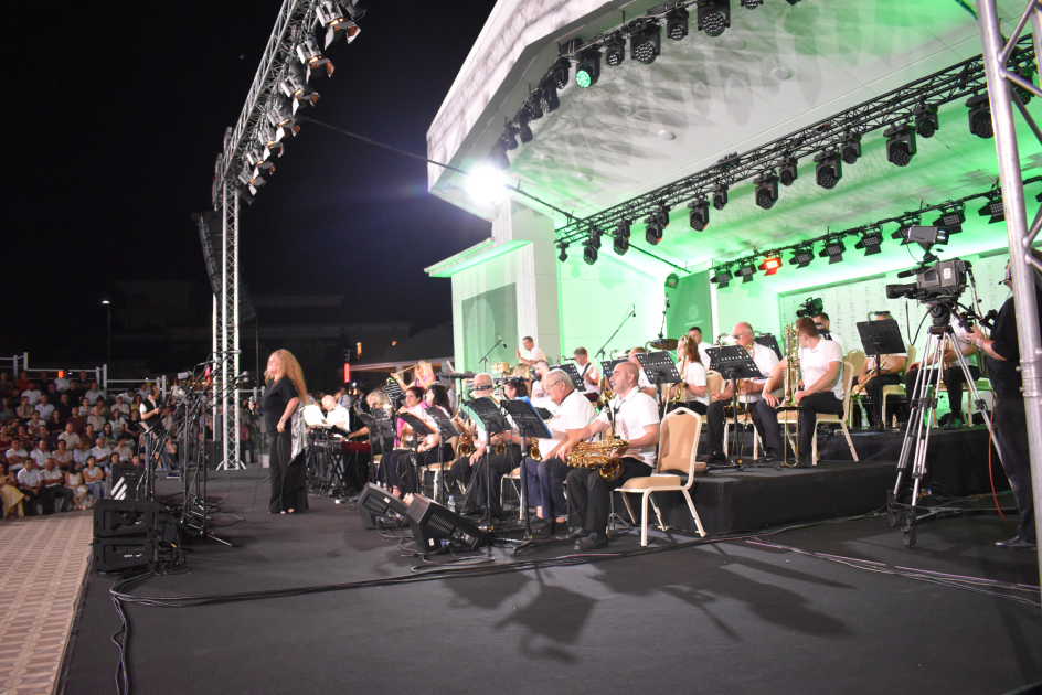 Qəbələ festivalında “Tbilisi Big Band” musiqi qrupu enerji dolu çıxışı ilə musiqisevərləri sevindirib (FOTO)