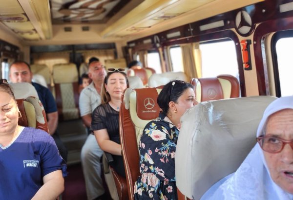 Növbəti köç karvanı Xocalının Ballıca kəndinə yola salınır (FOTO)