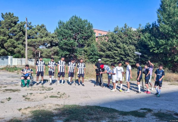 Oyun meydançasından çəkiliş meydançasına - Balaxanı neftçilərinin futbol komandası filmdə yer aldı (FOTO)