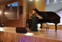 Qəbələ festivalında Üzeyir Hacıbəylinin 140 illiyinə həsr edilmiş konsert təqdim olunub (FOTO)