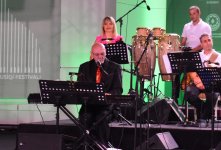 Qəbələ festivalında “Tbilisi Big Band” musiqi qrupu enerji dolu çıxışı ilə musiqisevərləri sevindirib (FOTO)