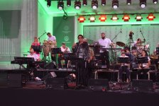 Qəbələ festivalında “Tbilisi Big Band” musiqi qrupu enerji dolu çıxışı ilə musiqisevərləri sevindirib (FOTO)