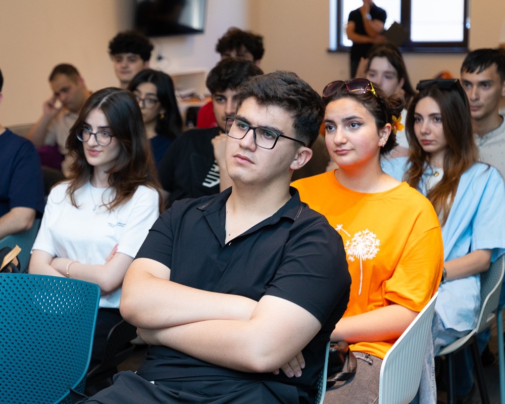 AzMİU ilə Holberton School Azerbaijan arasındakı əməkdaşlıq çərçivəsində təqaüd proqramına start verilib (FOTO)