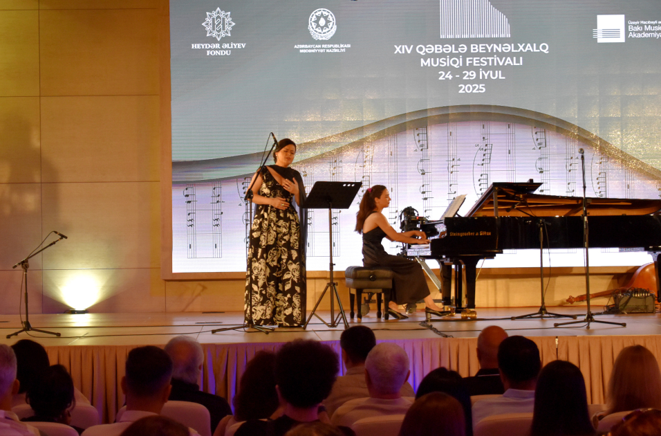 XIV Qəbələ Beynəlxalq Musiqi Festivalında kamera musiqisi axşamı (FOTO)