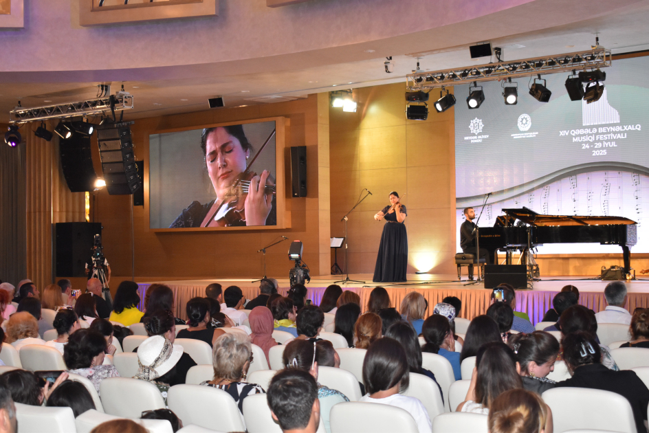 XIV Qəbələ Beynəlxalq Musiqi Festivalında kamera musiqisi axşamı (FOTO)
