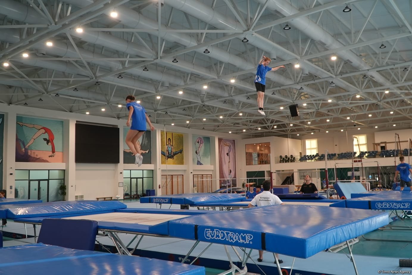 Bakıda batut gimnastikası üzrə təlim-məşq toplanışı keçirilir (FOTO)