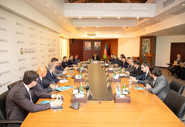 Azərbaycan banklarının qarşıdakı dövr üçün strateji prioritetləri müzakirə olunub (FOTO)