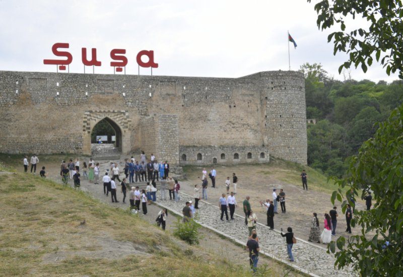 Qarabağ və Şərqi Zəngəzur son bir ayda 500 mindən artıq ziyarətçi qəbul edib