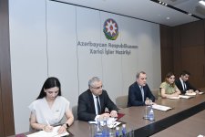 UNICEF-in nümayəndəsinin Azərbaycandakı diplomatik fəaliyyəti başa çatıb (FOTO)