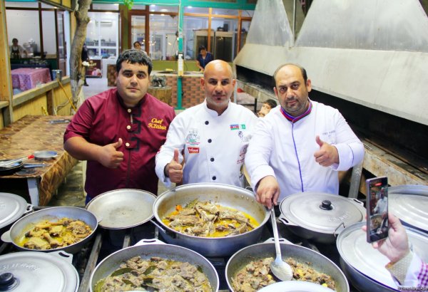 "Şuşa Qalası"nda "Pastry & Bakery Chefs Baku Cup 2025" qonaqları üçün Qarabağ mətbəxindən təamların təqdimatı keçirilib (FOTO)
