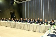 İqtisadi artım və dayanıqlı məskunlaşmaya dair alt işçi qrupların ilk iclası keçirilib (FOTO)