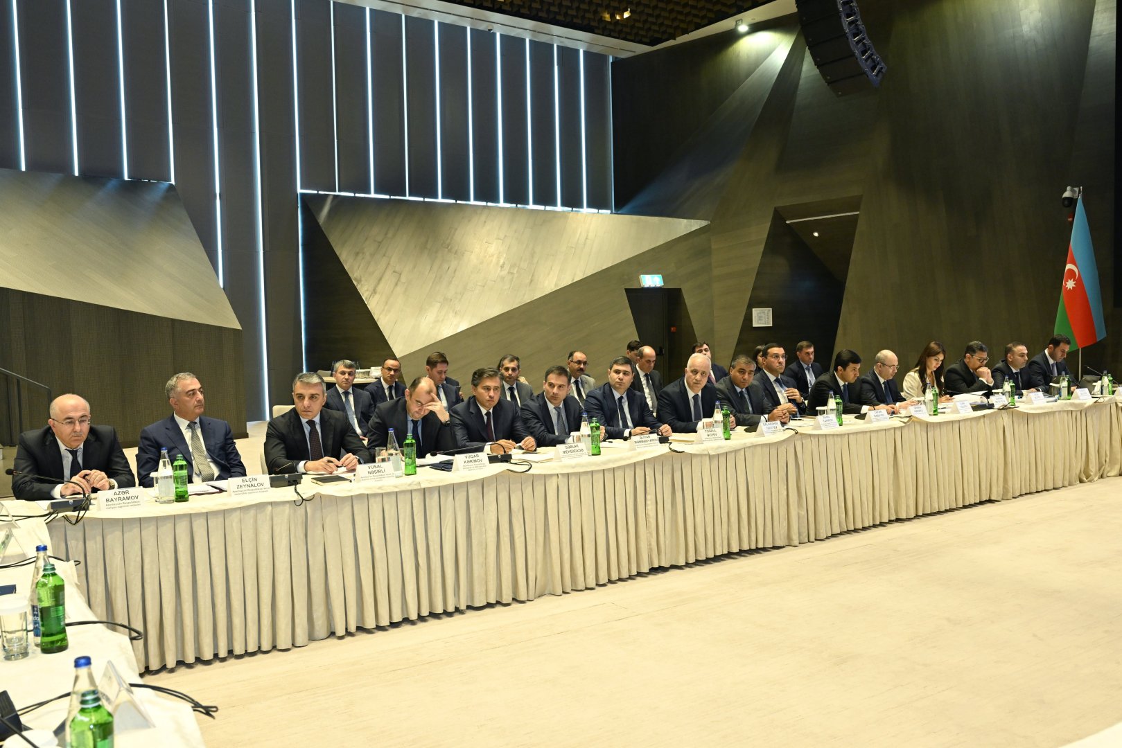 Azad edilmiş ərazilərdə biznes aktivliyinin artırılması müzakirə edilib (FOTO)