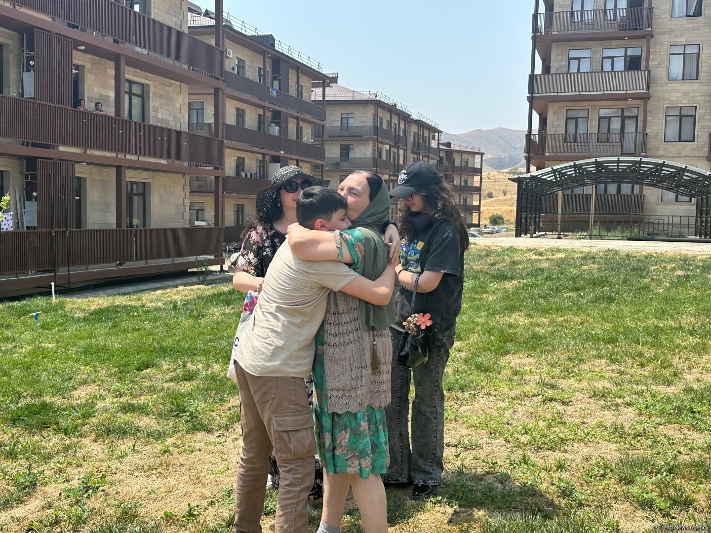 Növbəti köç karvanı Cəbrayıl şəhərinə çatıb: 44 ailəyə evlərinin açarları təqdim edilib (FOTO)
