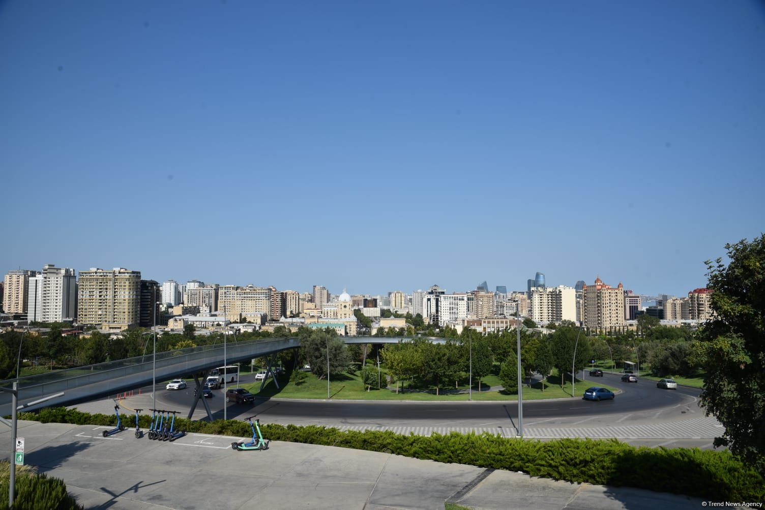 Sovetskinin yerində “yaşıl” ümid: Bakı sakinləri Mərkəzi Parkla bağlı fikirlərini bölüşür (FOTO)