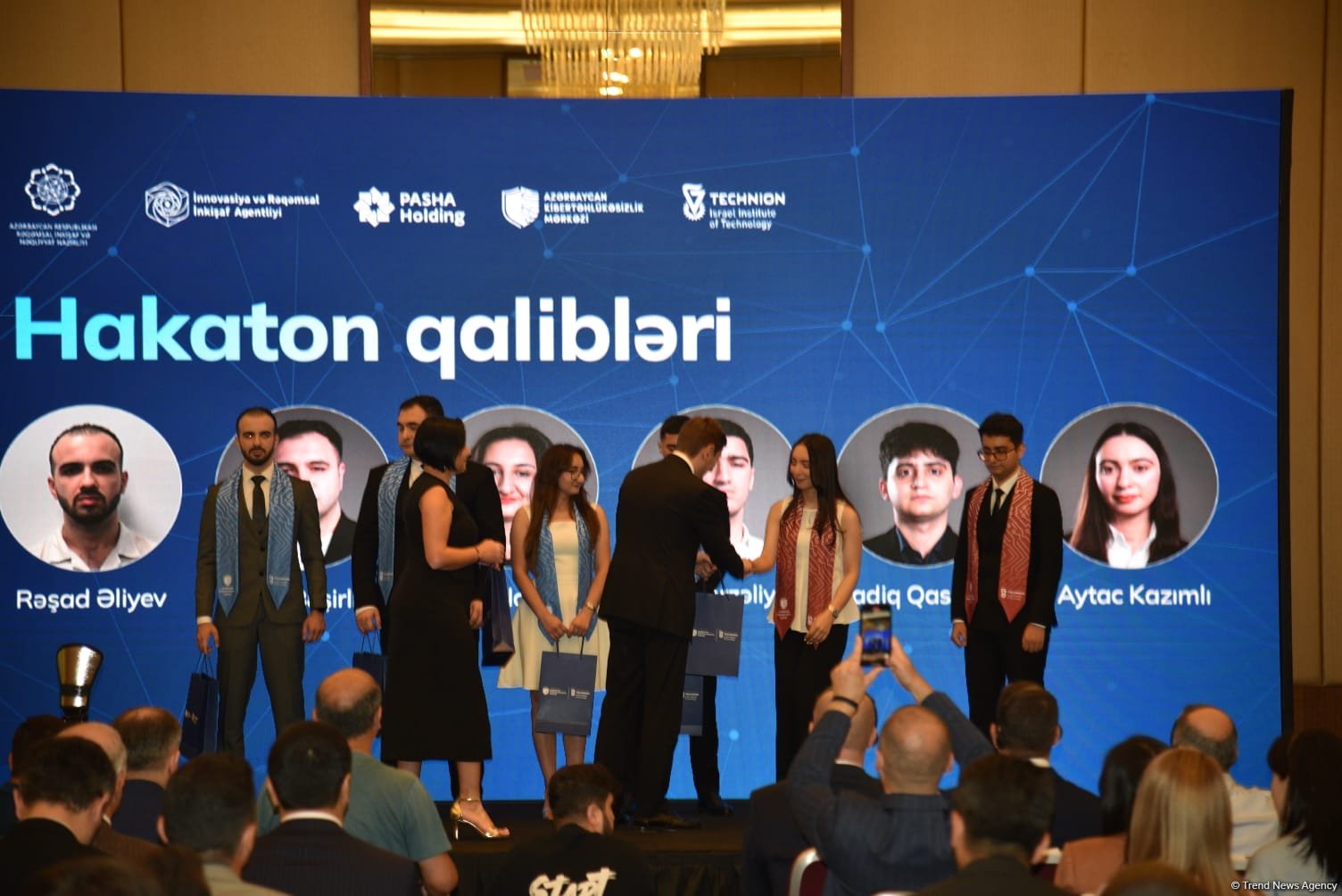 Azərbaycan Kibertəhlükəsizlik Mərkəzinin növbəti məzun günü keçirilib (FOTO) (YENİLƏNİB)