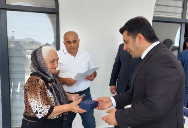 Ağdamın Xıdırlı kəndinə köçən daha 58 ailəyə evlərin açarları təqdim edilib (YENİLƏNİB) (FOTO)