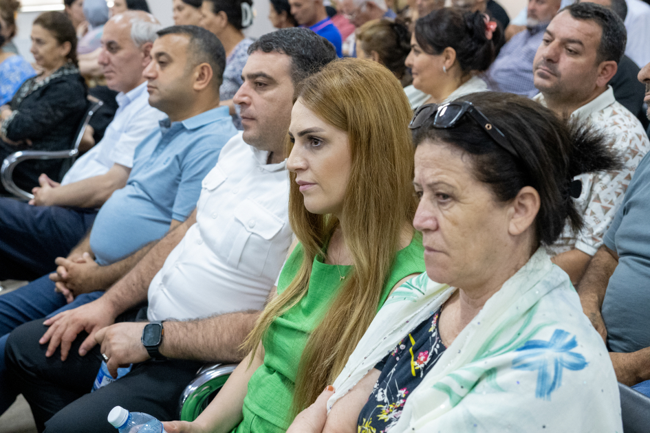 Ermənistan silahlı qüvvələrinin hücumları nəticəsində yaralanmış, mina qurbanı olmuş, əsirlikdə işgəncələr görmüş şəxslər məhkəmədə ifadə veriblər (FOTO)