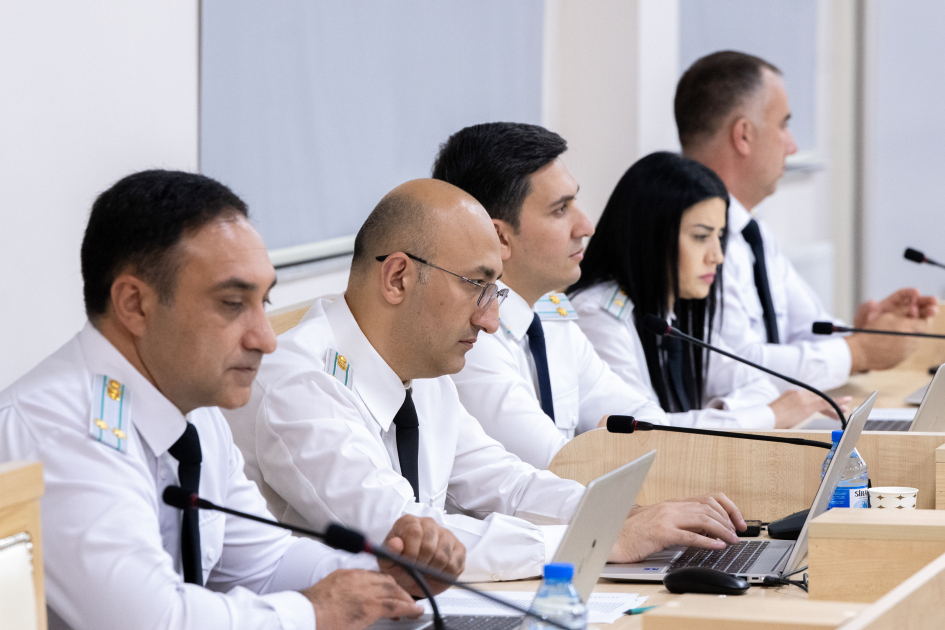 Ermənistan silahlı qüvvələrinin hücumları nəticəsində yaralanmış, mina qurbanı olmuş, əsirlikdə işgəncələr görmüş şəxslər məhkəmədə ifadə veriblər (FOTO)