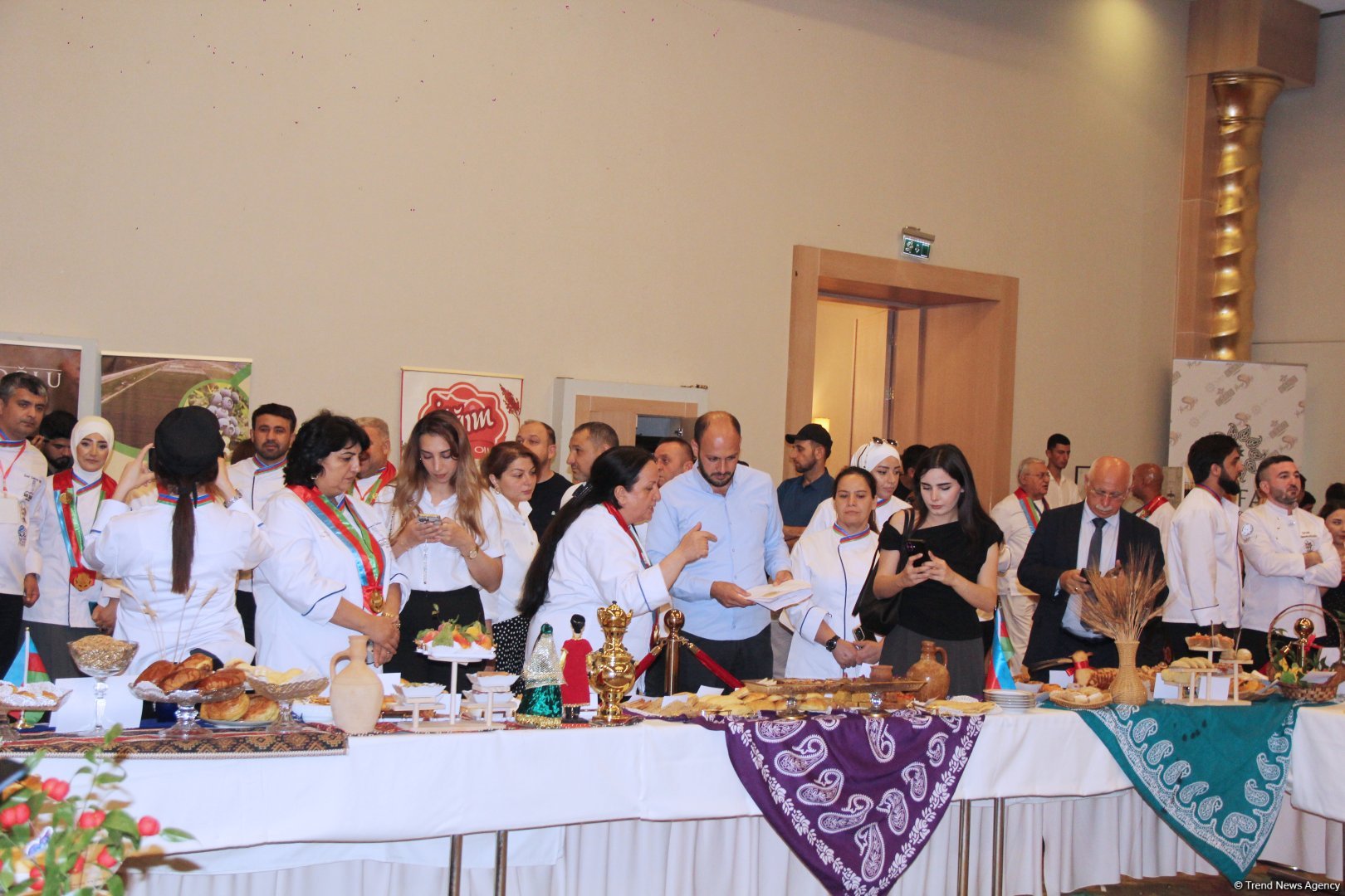 Bakıda ilk dəfə qənnadçılıq və çörəkbişirmə sənəti üzrə beynəlxalq çempionat keçirilib (FOTO)
