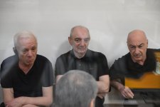 Ermənistan silahlı qüvvələrinin hücumları nəticəsində yaralanmış, mina qurbanı olmuş, evləri dağılmış şəxslər məhkəmədə ifadə veriblər (FOTO)